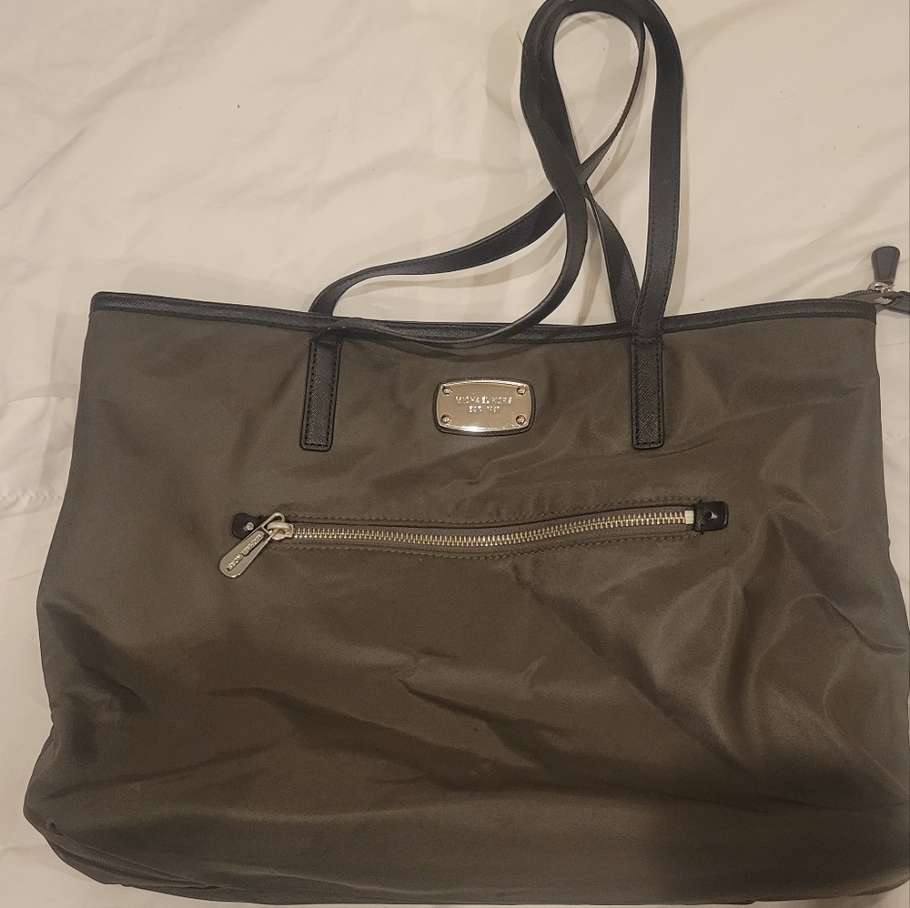 Michael Kors Gray Shoulder Tote Bag